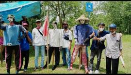 LOMBA MEMEDI SAWAH KAMPUNG EMAS PLUMBUNGAN